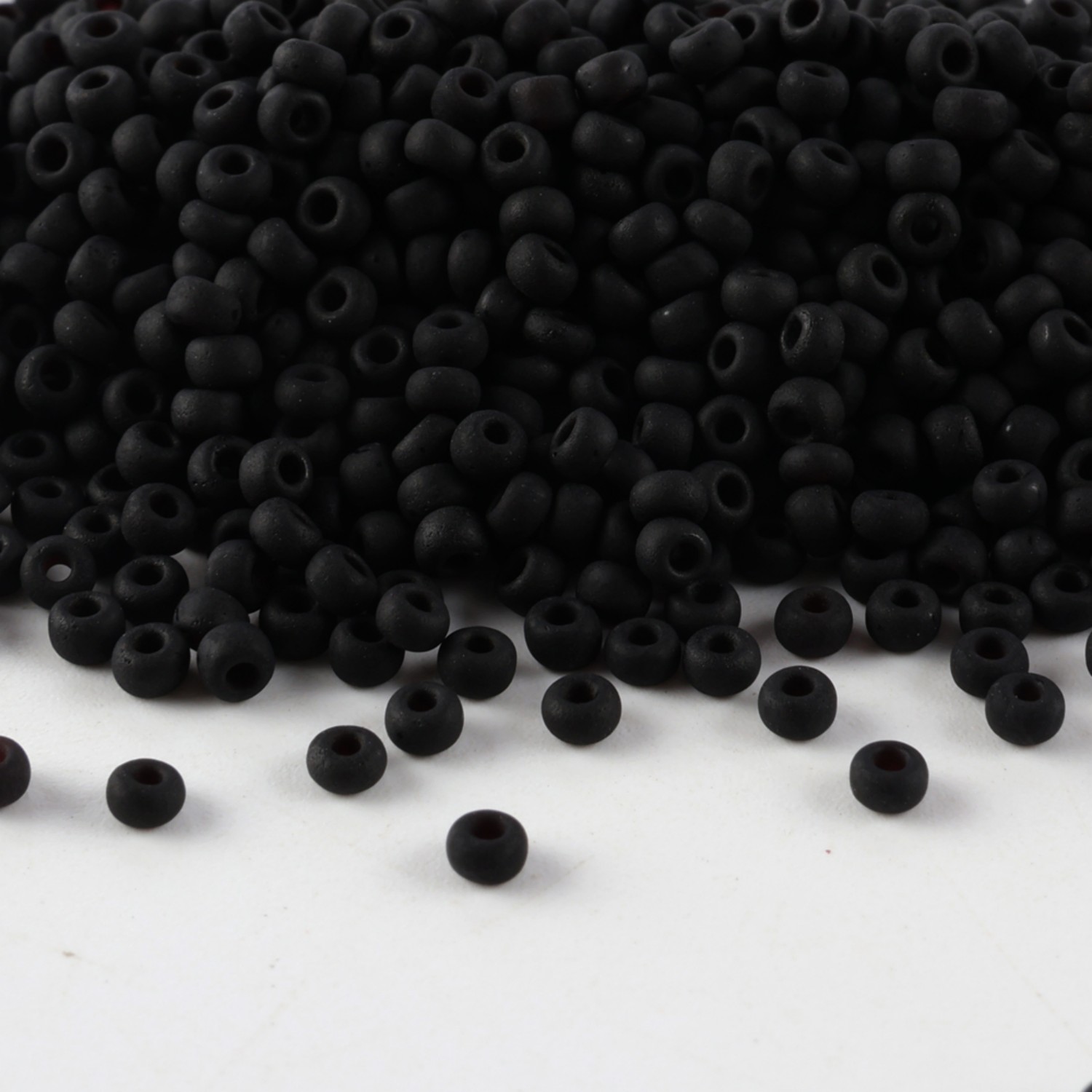 Hochwertige matte schwarze und – Seed Bead Tube Bewertung und Preis